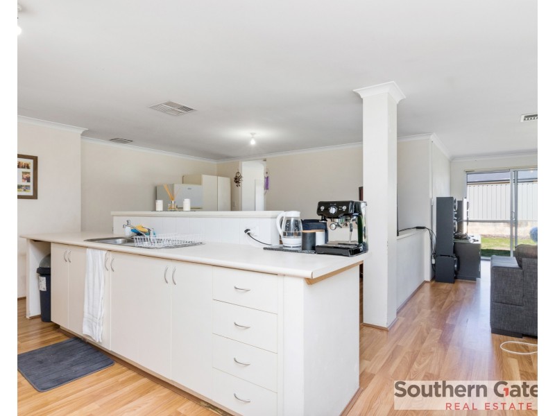 29 Ringwood Loop, Wellard WA 6170