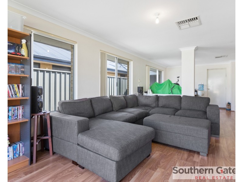 29 Ringwood Loop, Wellard WA 6170