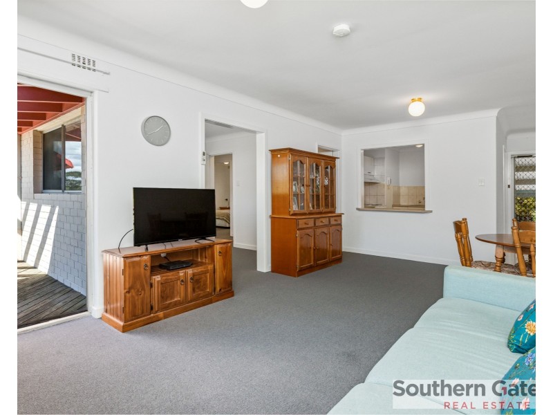Unit 8, 9 Gamble Place, Orelia WA 6167