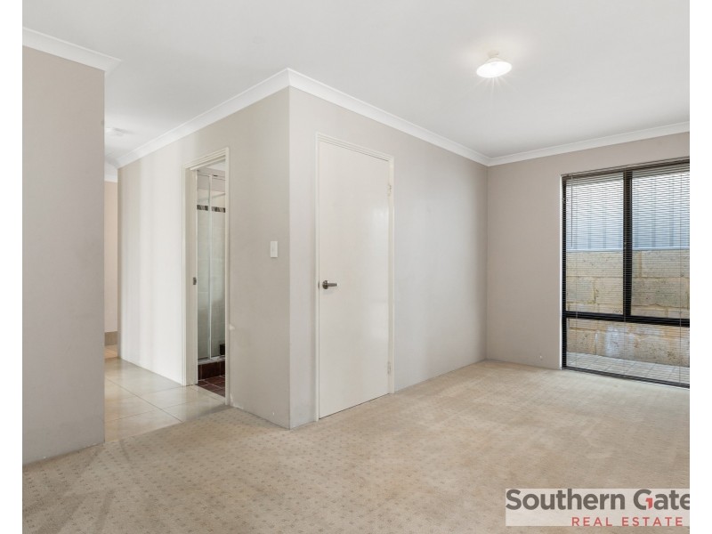 9 Shaftesbury way, Wellard WA 6170