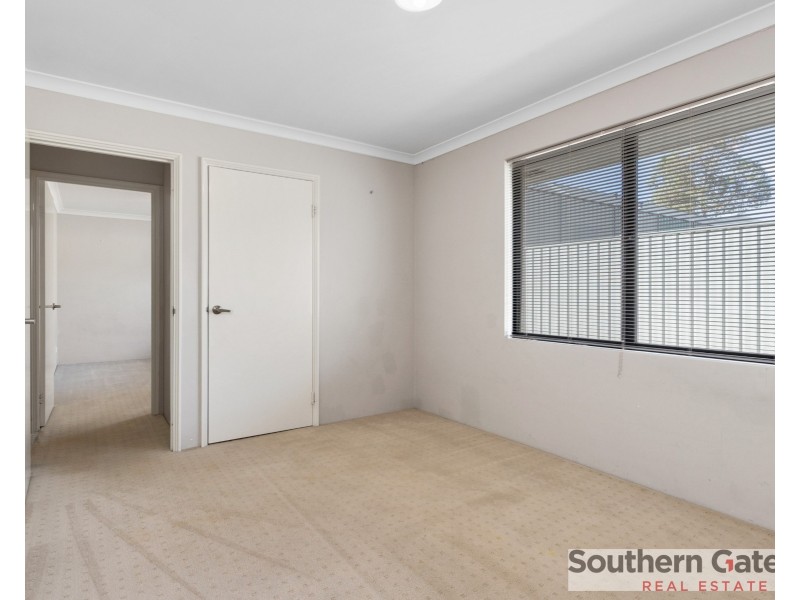 9 Shaftesbury way, Wellard WA 6170