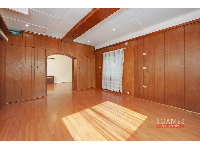 1 Kuring-gai Chase Road, Mount Colah NSW 2079