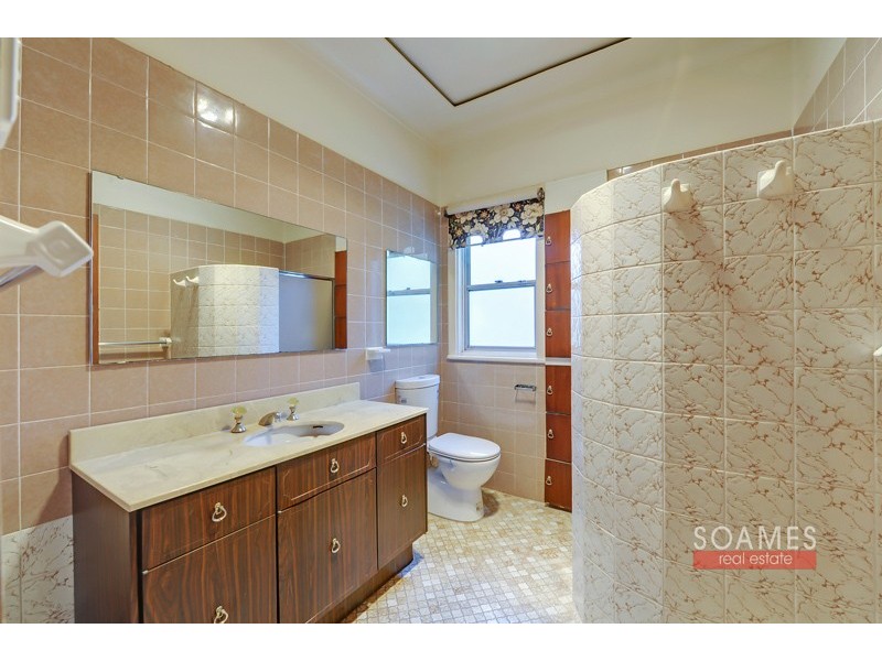 1 Kuring-gai Chase Road, Mount Colah NSW 2079