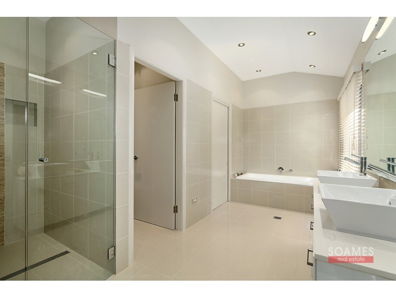 11 Satterley Avenue, Turramurra NSW 2074