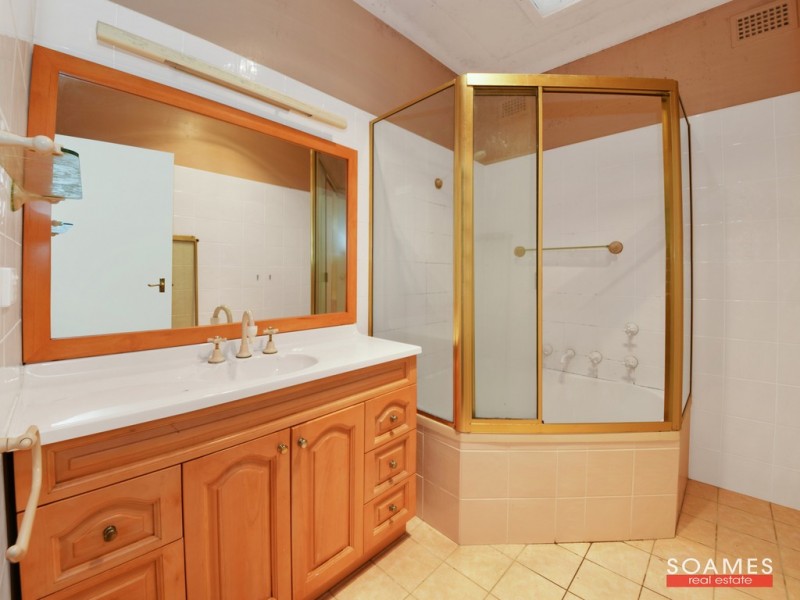 6 Lords Avenue, Asquith NSW 2077