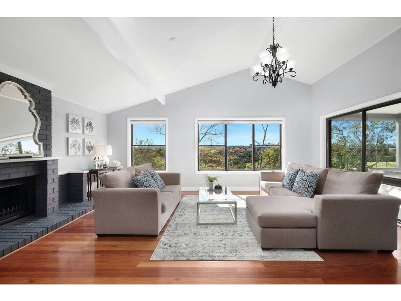 7 Caribbean Place, Mount Colah NSW 2079