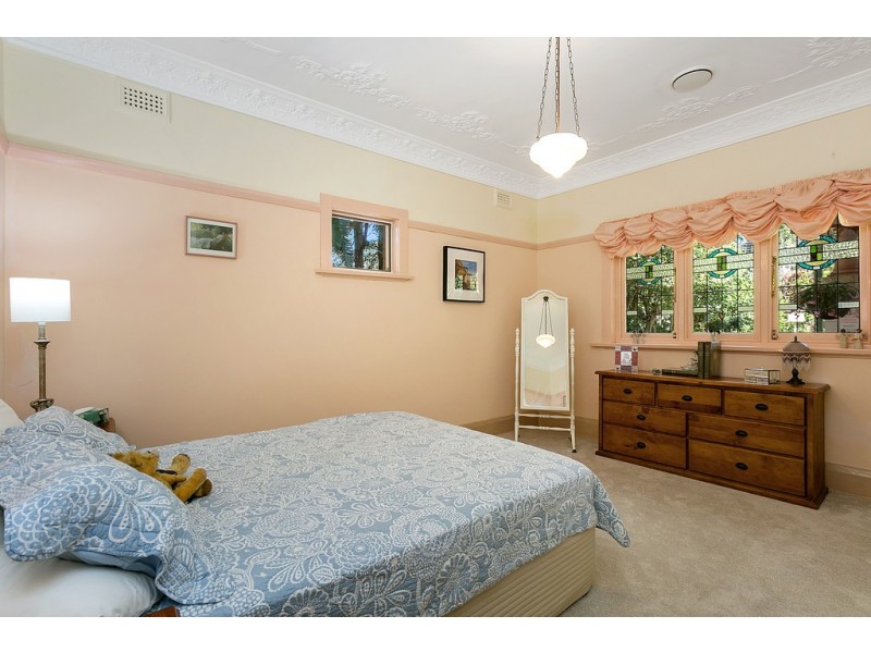 89 Fox Valley Road, Wahroonga NSW 2076