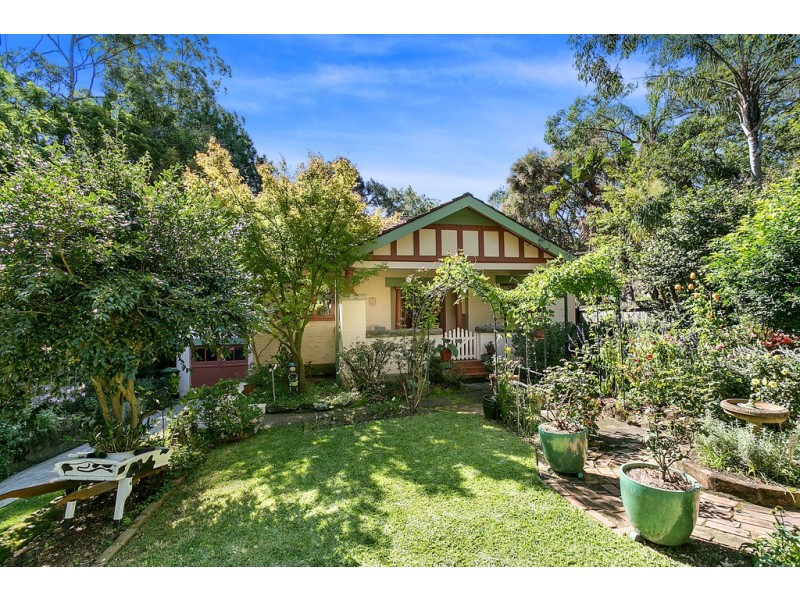 89 Fox Valley Road, Wahroonga NSW 2076