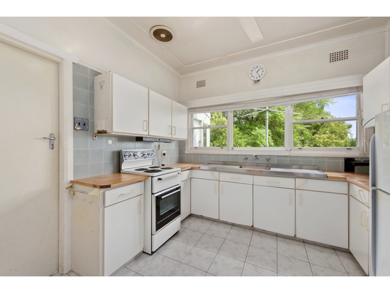 11 Parklands Road, Mount Colah NSW 2079