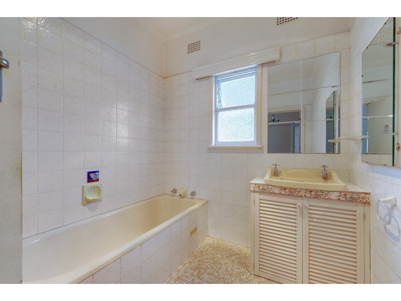 11 Parklands Road, Mount Colah NSW 2079