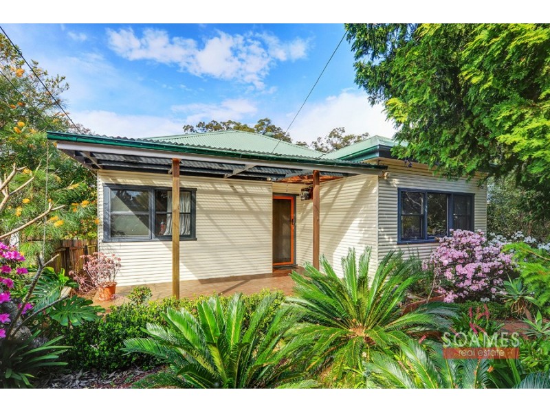 55 Goodlands Ave, Thornleigh NSW 2120