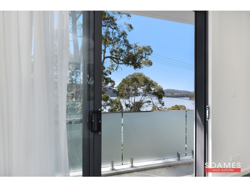 17 Milloo Parade, Cheero Point (Mooney Mooney), Brooklyn NSW 2083