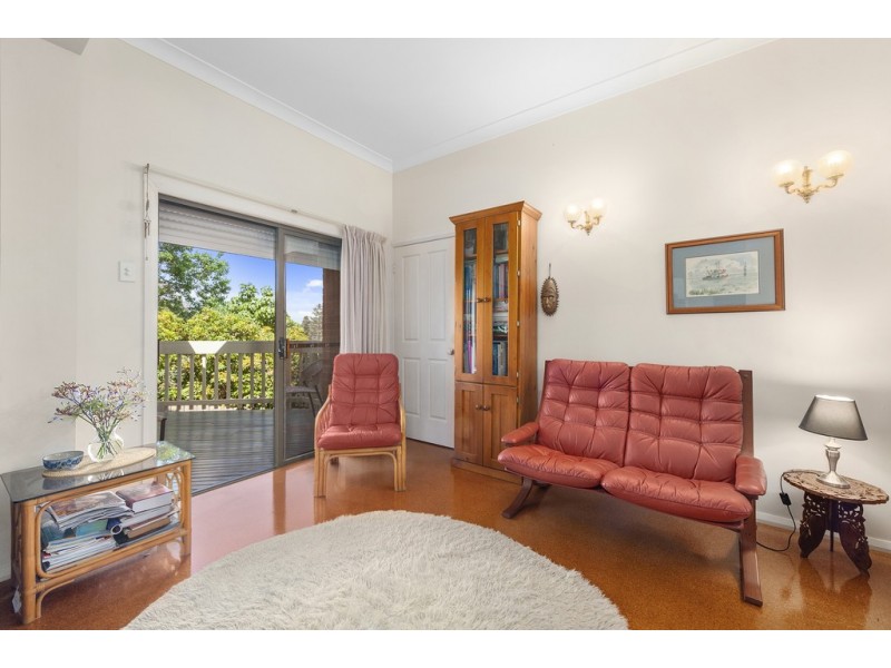 29 Denison Street, Hornsby NSW 2077 SOAMES Real Estate Sold