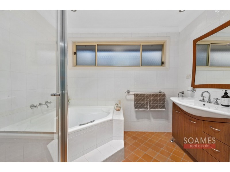 24 Gilgandra Avenue, Thornleigh NSW 2120