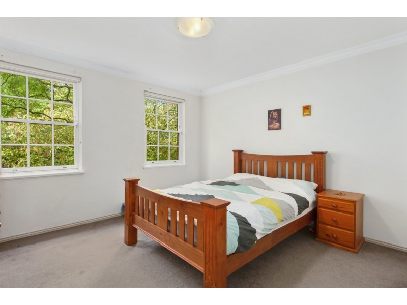 18/2 Woonona Ave, Wahroonga NSW 2076