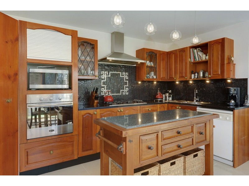 11 Murralong Road, Mount Colah NSW 2079