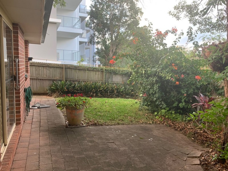 8 and 8A Lords Avenue, Asquith NSW 2077