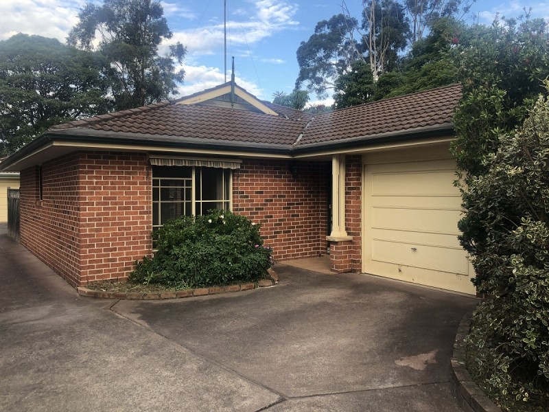 8 and 8A Lords Avenue, Asquith NSW 2077