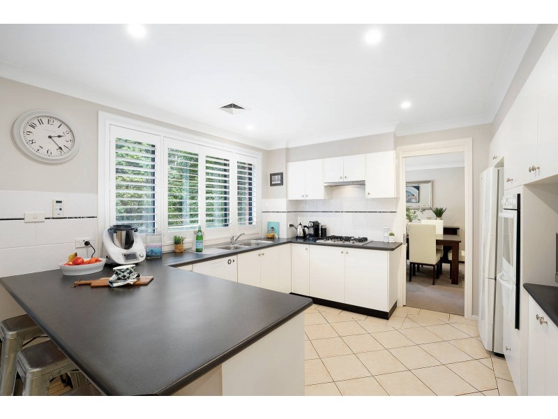 15B Yaralla  Crescent, Thornleigh NSW 2120