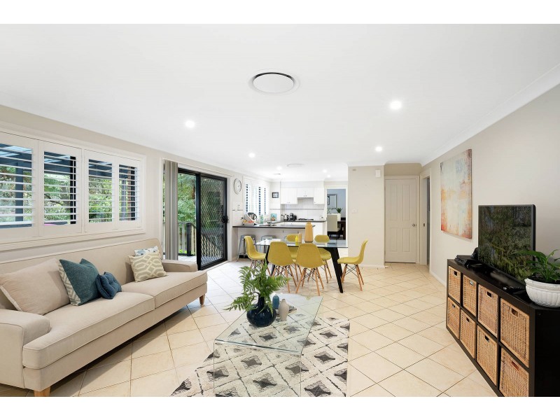 15B Yaralla  Crescent, Thornleigh NSW 2120