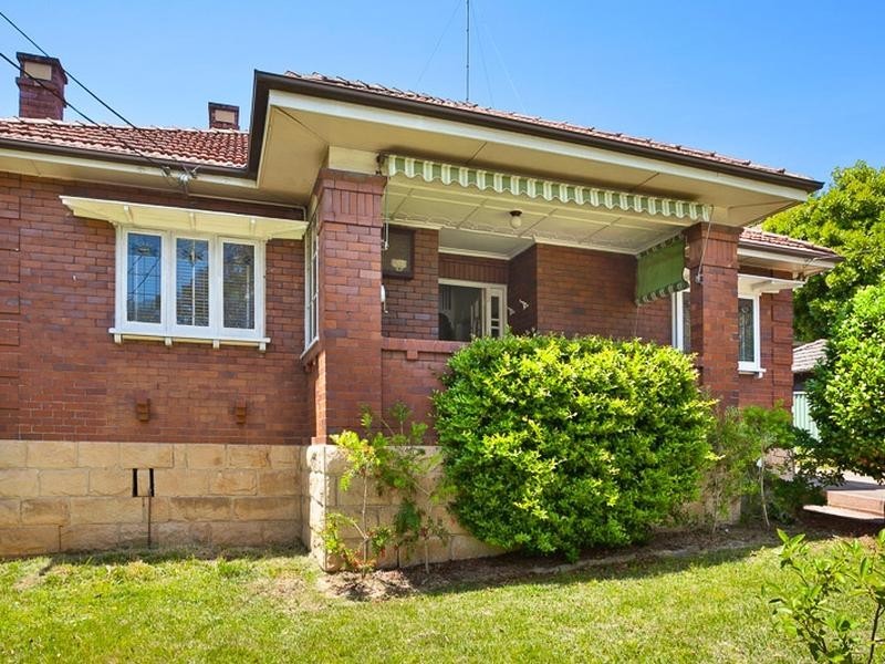 1 Bundarra Avenue (south), Wahroonga NSW 2076