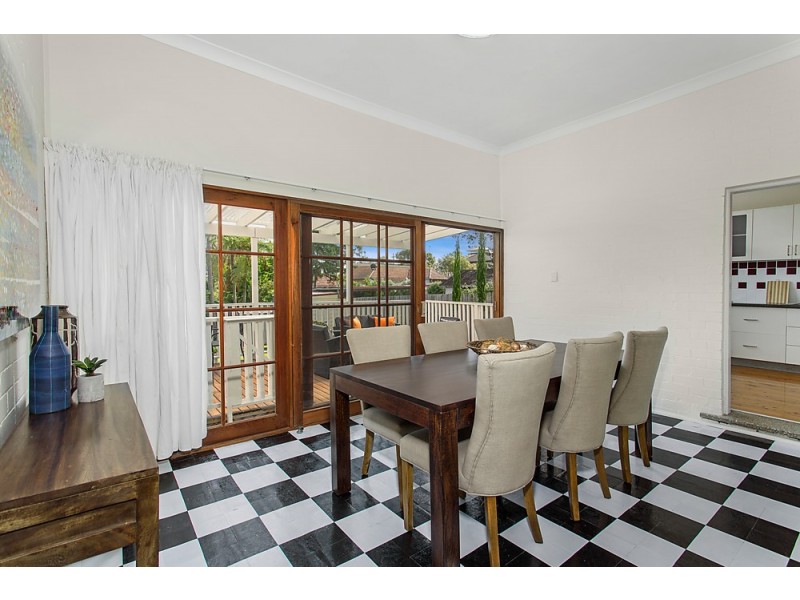 4 Hillmont Avenue, Thornleigh NSW 2120