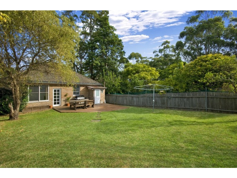 2 Moona Parade, Wahroonga NSW 2076