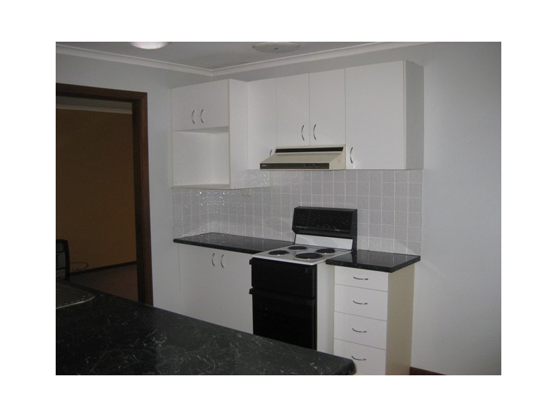 51 Cutler Avenue, Kooringal NSW 2650