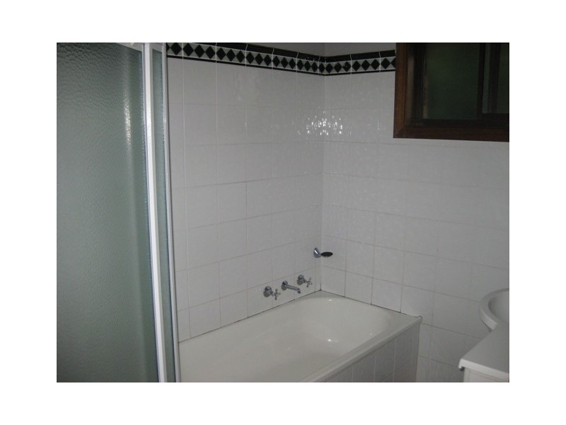 51 Cutler Avenue, Kooringal NSW 2650