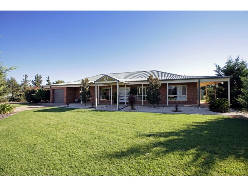 6 Tallowood Cres, Wagga Wagga NSW 2650