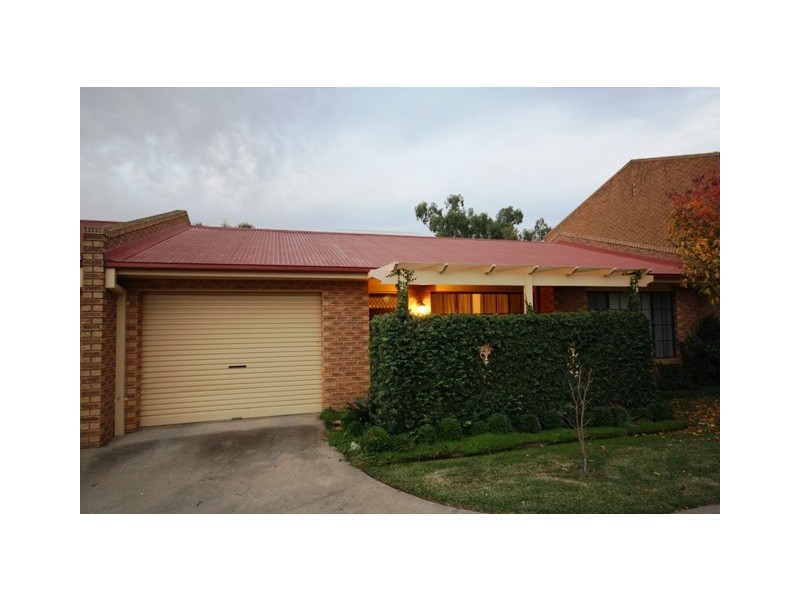 6/115 Tarcutta St, Wagga Wagga NSW 2650