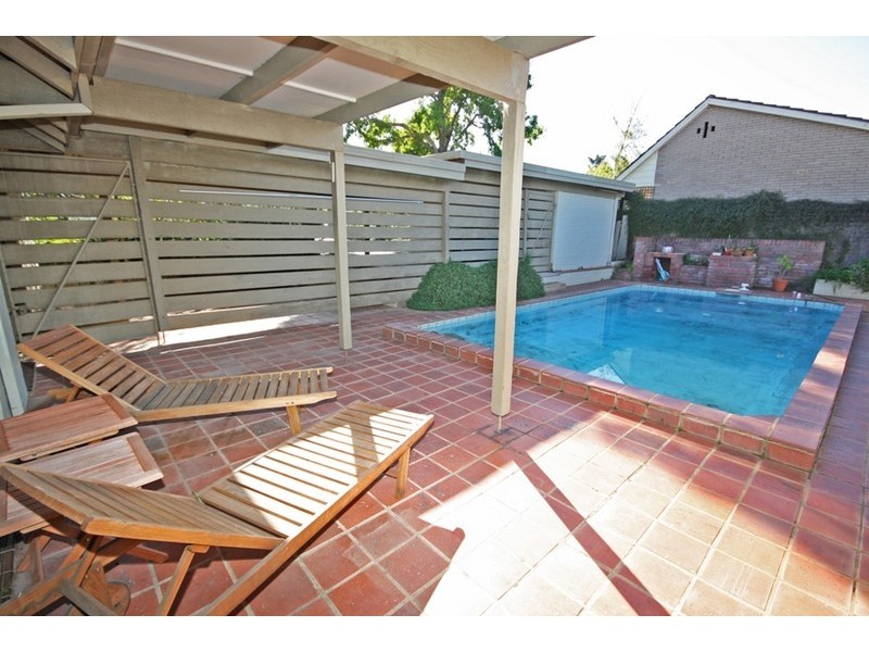 23 Dalkeith Avenue, Wagga Wagga NSW 2650