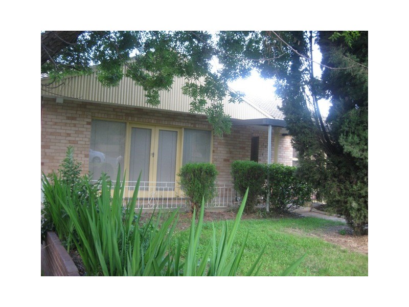133 Lake Albert Road, Wagga Wagga NSW 2650