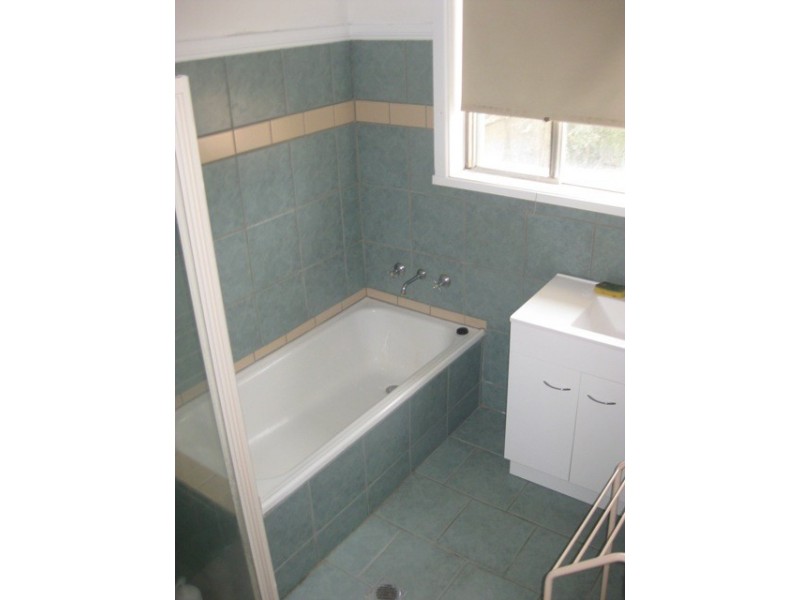 133 Lake Albert Road, Wagga Wagga NSW 2650