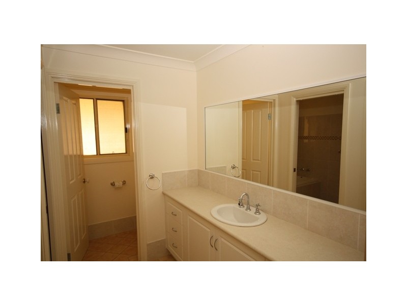 2/6 Gidgee Place, Wagga Wagga NSW 2650