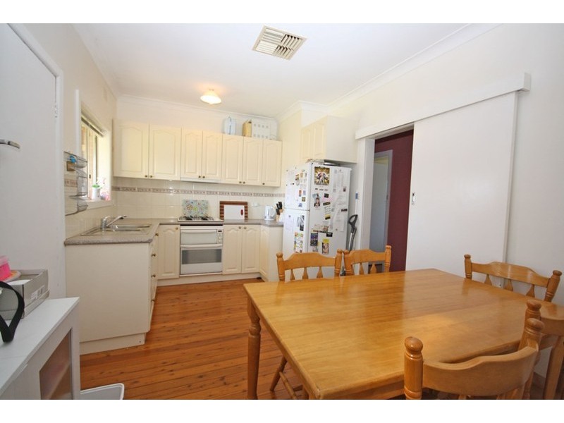 11 Bungown Place, Wagga Wagga NSW 2650