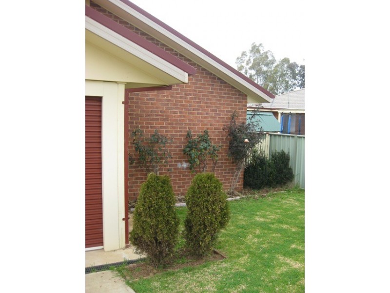 39  Schipp St, Wagga Wagga NSW 2650