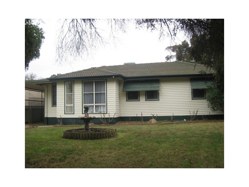 28  Malta Cres, Wagga Wagga NSW 2650