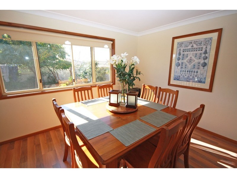 8 Kimba Drive, Wagga Wagga NSW 2650