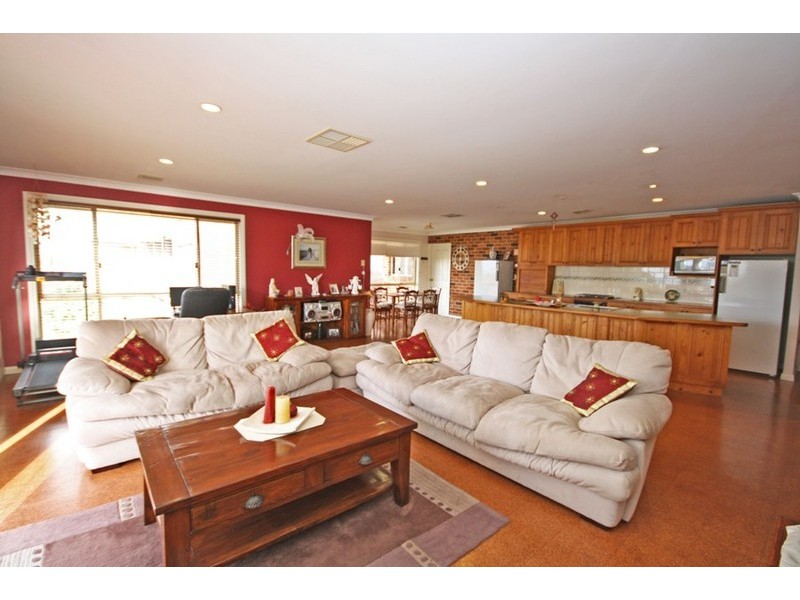 45  Andrews Avenue, Wagga Wagga NSW 2650