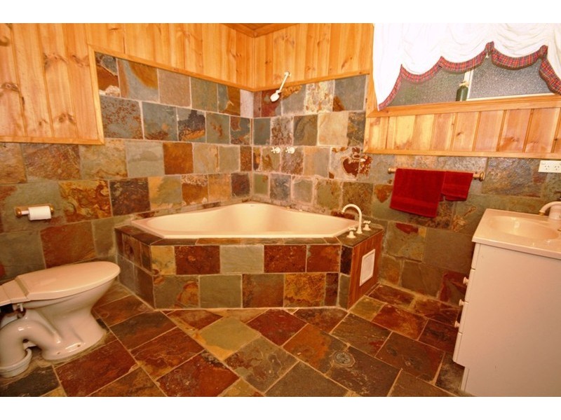 45  Andrews Avenue, Wagga Wagga NSW 2650