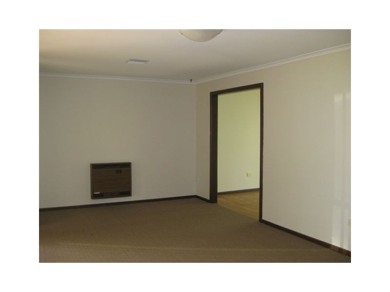 37 Undurra Drive, Wagga Wagga NSW 2650