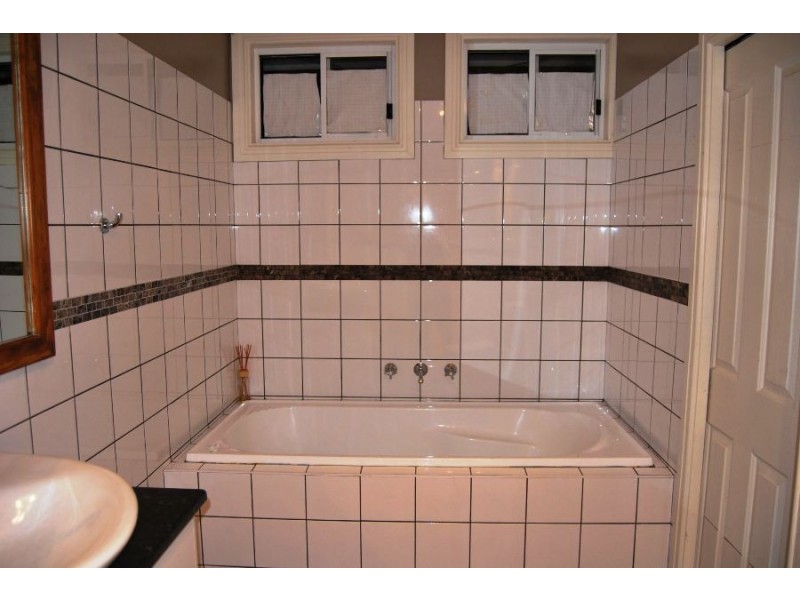 30 Warrawong Street, Wagga Wagga NSW 2650