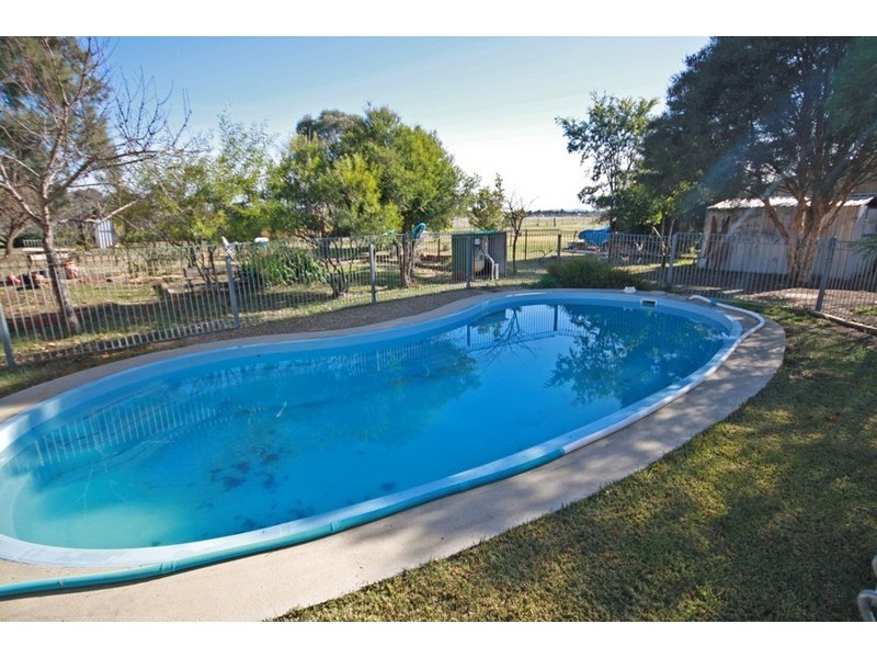 155 Cummins Road, Wagga Wagga NSW 2650
