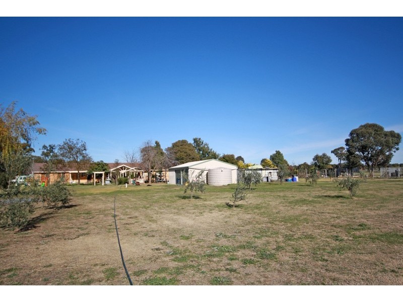 155 Cummins Road, Wagga Wagga NSW 2650