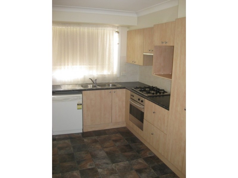 24 Woomera Place, Wagga Wagga NSW 2650