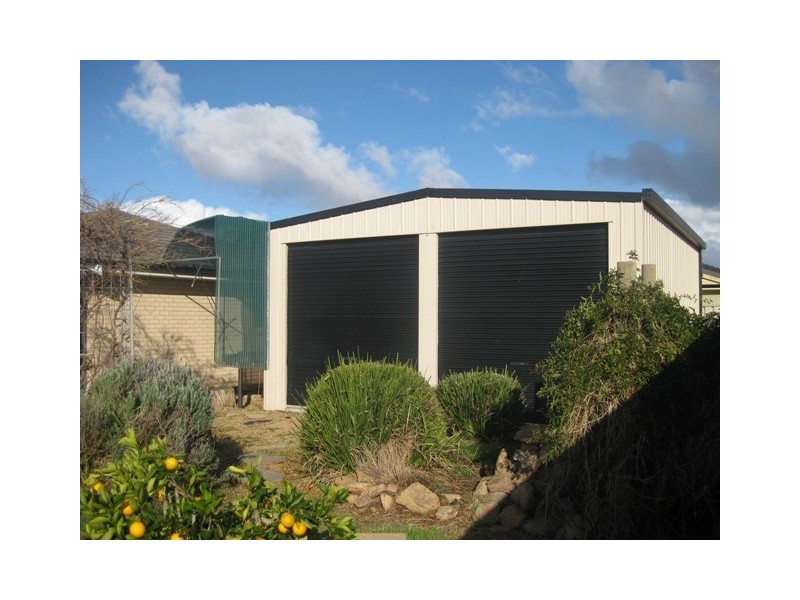 24 Woomera Place, Wagga Wagga NSW 2650