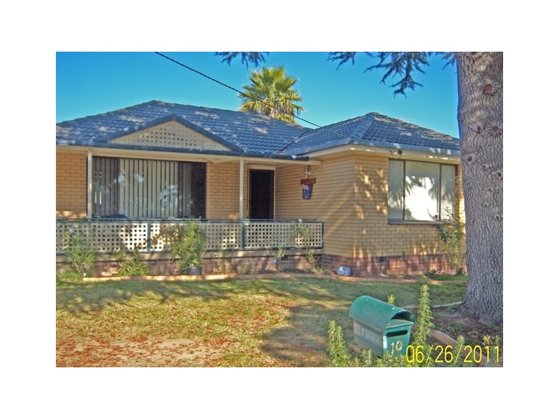 10 Maher st, Wagga Wagga NSW 2650