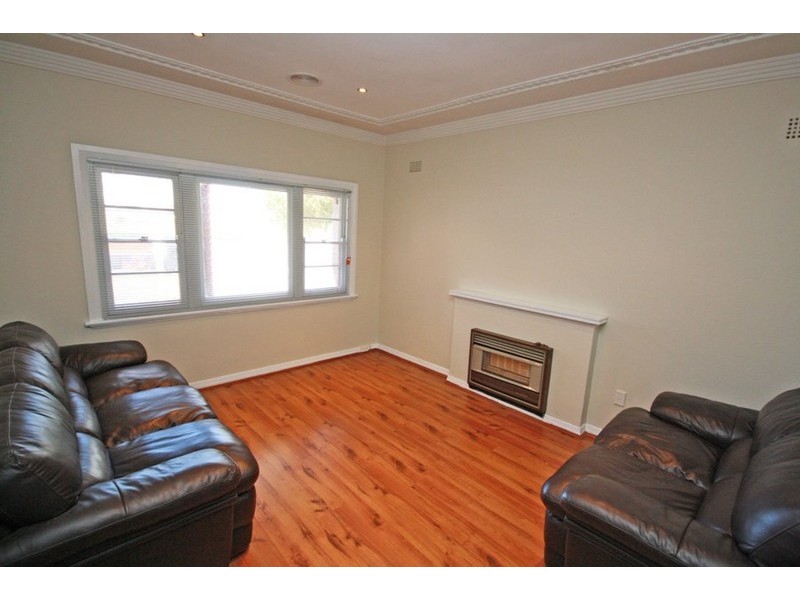 14  Slocum St, Wagga Wagga NSW 2650