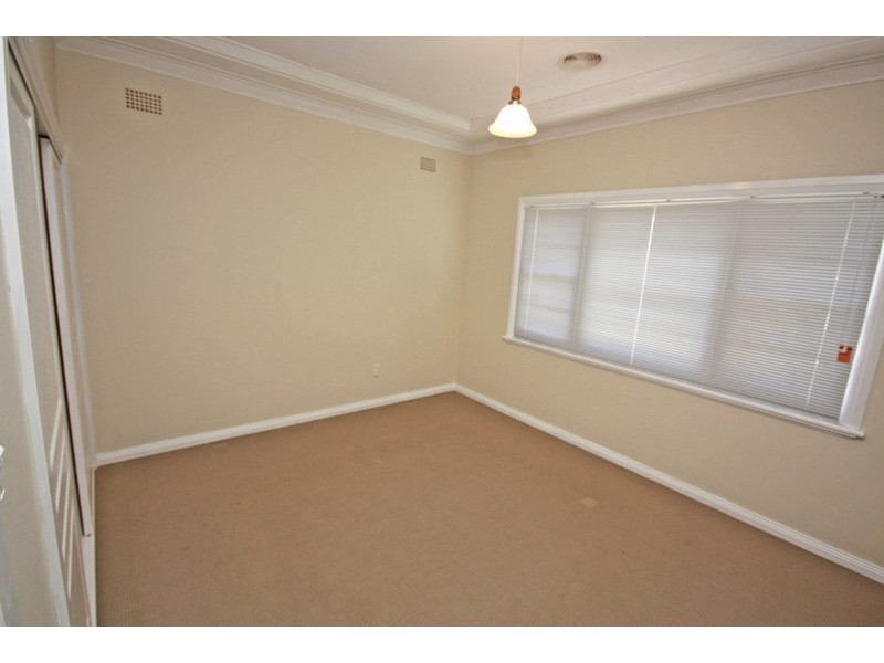 14  Slocum St, Wagga Wagga NSW 2650
